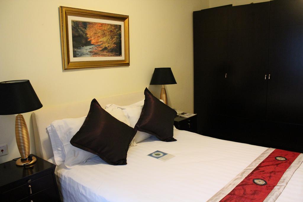ลาดอล เซอร์วิซ อพาร์ตเมนต์ เซี่ยงไฮ้ Hotel ภายนอก รูปภาพ